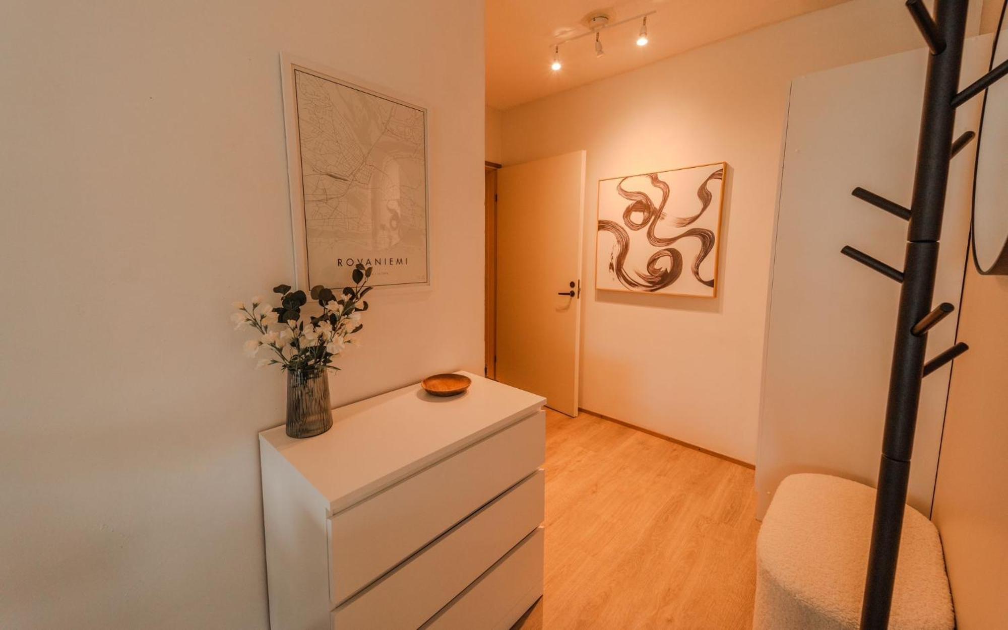 Modern Apartment City Centre Рованиеми Экстерьер фото